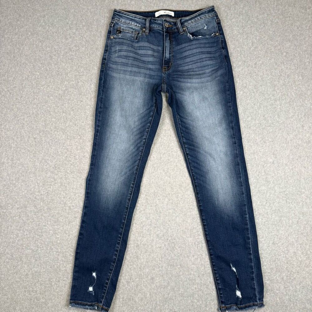 Kancan Women's Size 9/28 Distressed Hem's Medium Wash Skinny Jeans Stretch